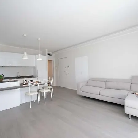 Sleeps 4 Pool Air Con * ميزّيجرا